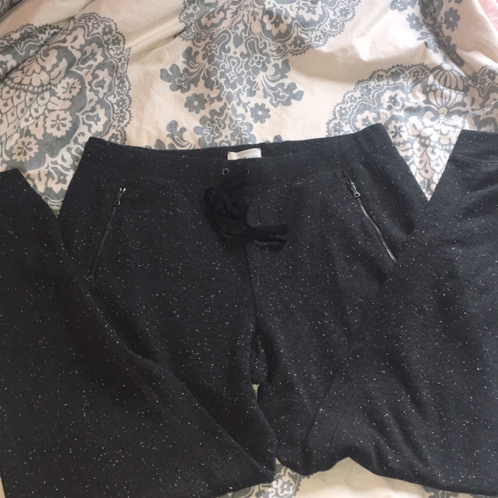 Lou & Grey joggers